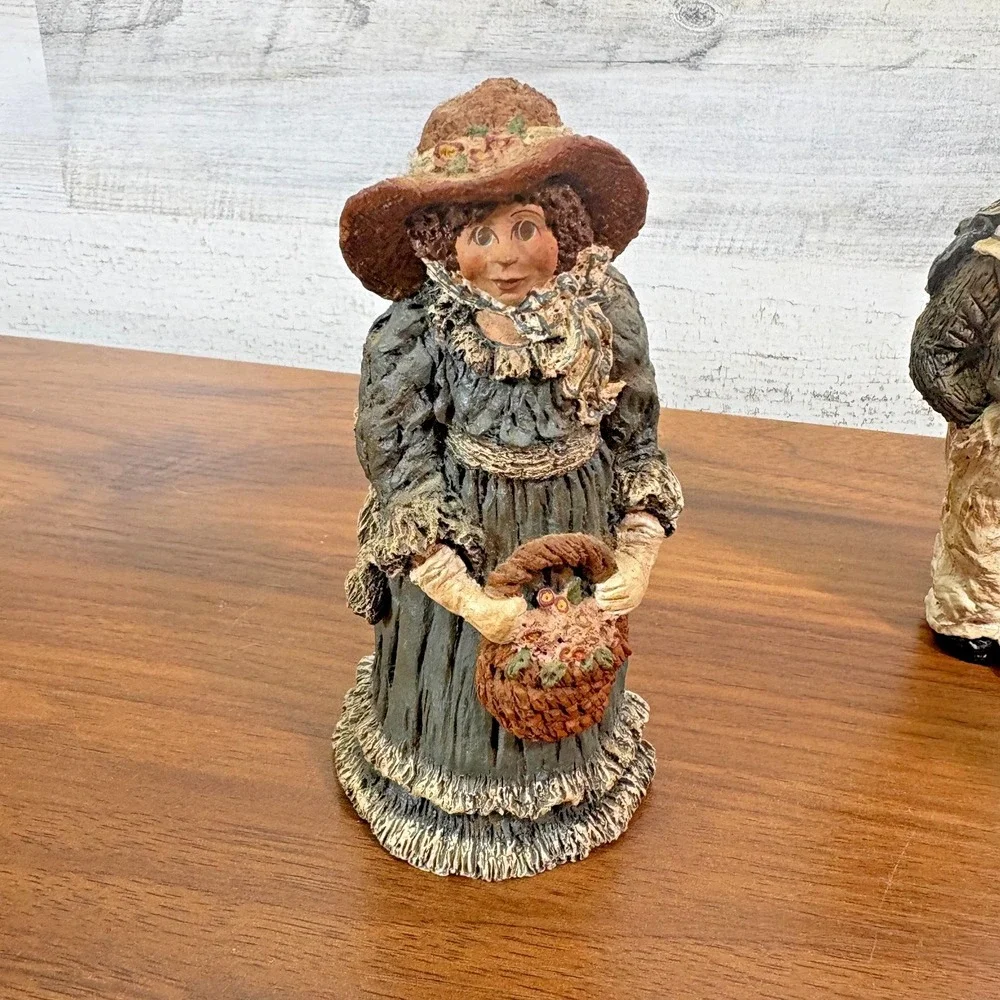 JUNE MCKENNA Vintage 1988-1992 Resin Figurine Christmas Lot of 5 Signed